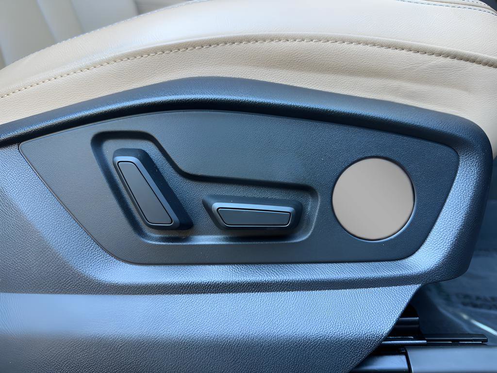 Certified 2024 Audi Q8 Premium w/ Convenience Package image 45