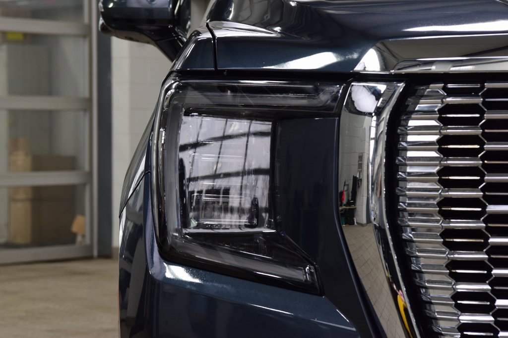 Used 2021 GMC Yukon XL Denali image 12