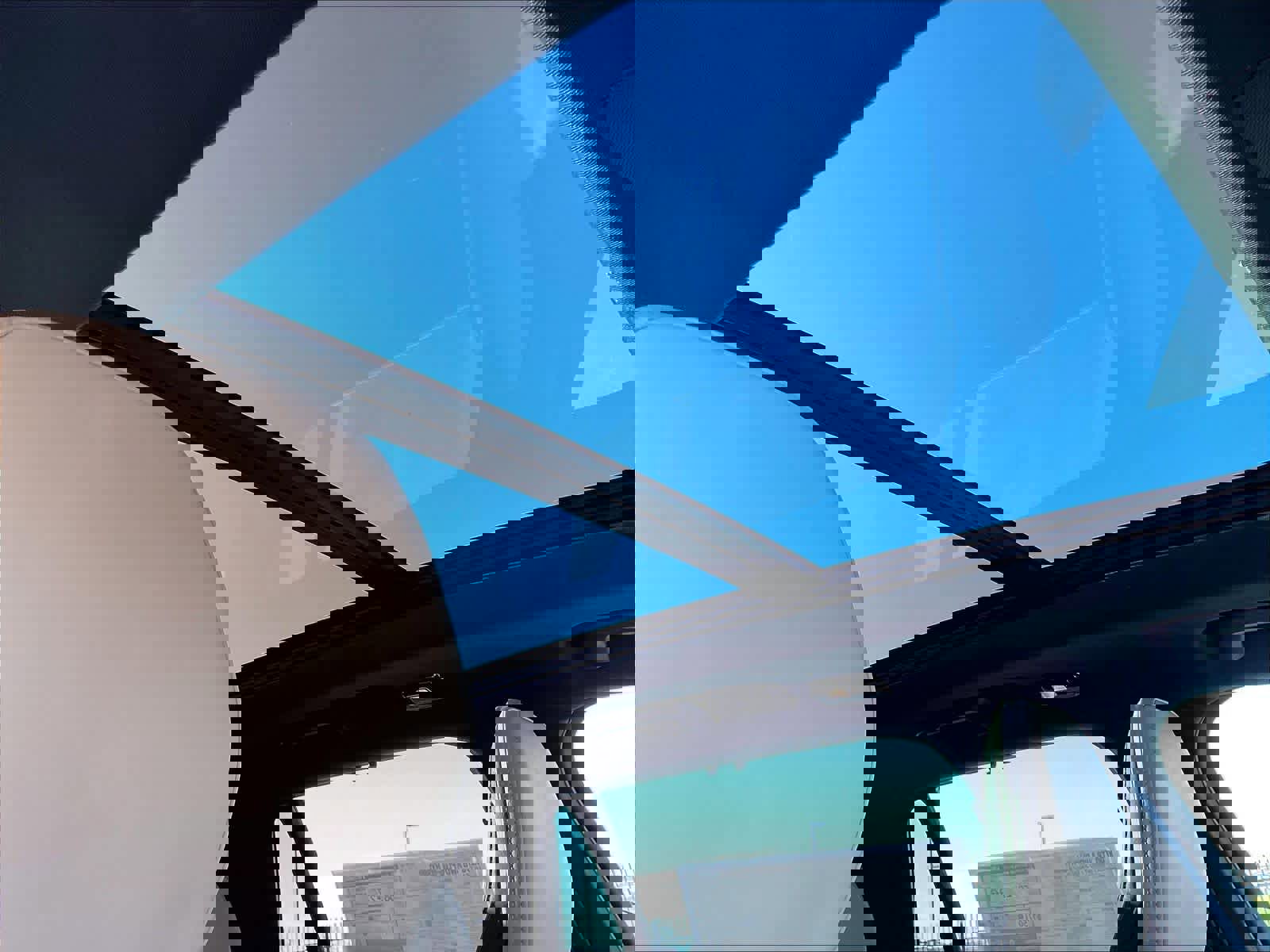 New 2026 Volvo XC90 T8 Ultra w/ Protection Package Premier image 30