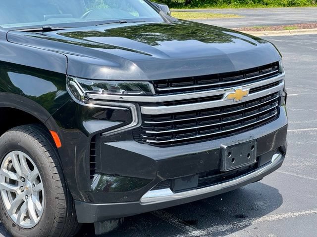 Used 2024 Chevrolet Suburban LT AWD/4WD image 14
