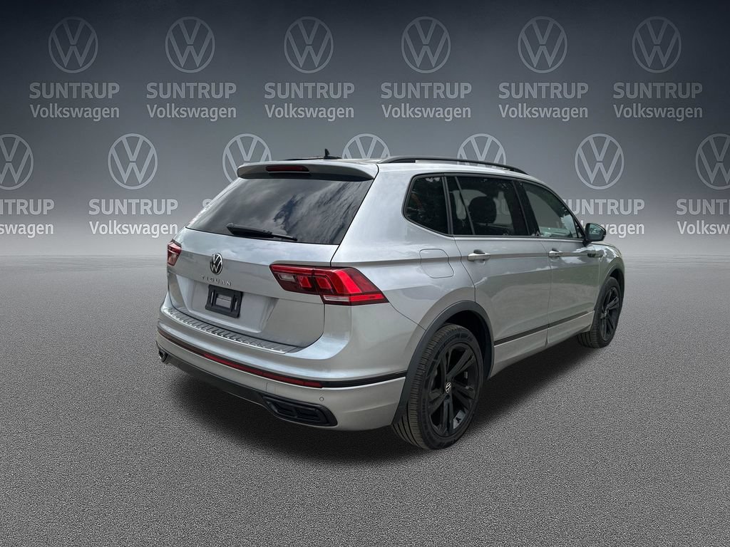 Used 2023 Volkswagen Tiguan SE R-Line FWD image 37