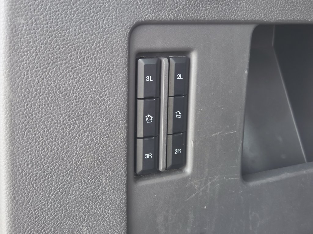Used 2021 Ford Expedition Max Limited RWD image 19