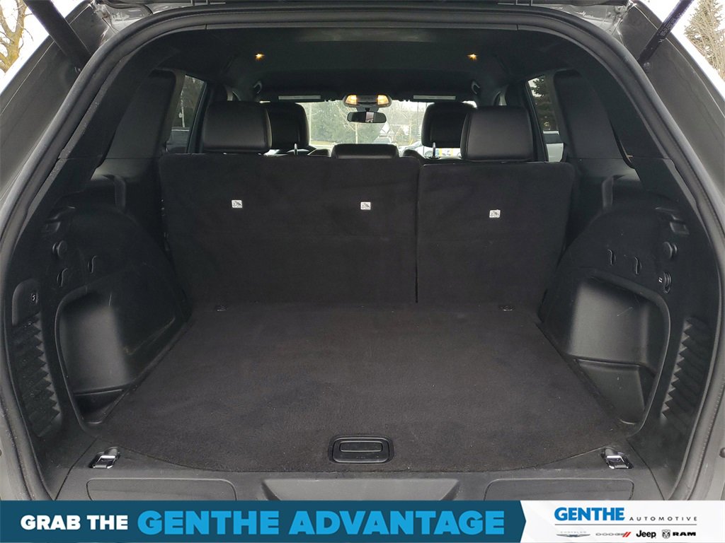 Used 2021 Jeep Grand Cherokee Laredo X image 26