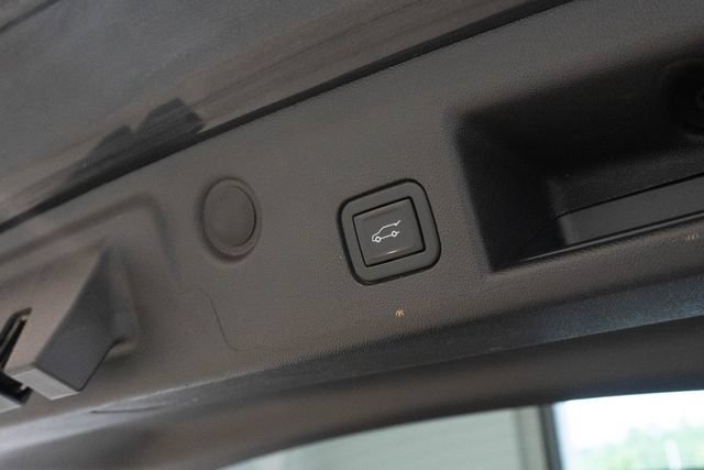 Used 2023 Chevrolet Equinox RS FWD image 14