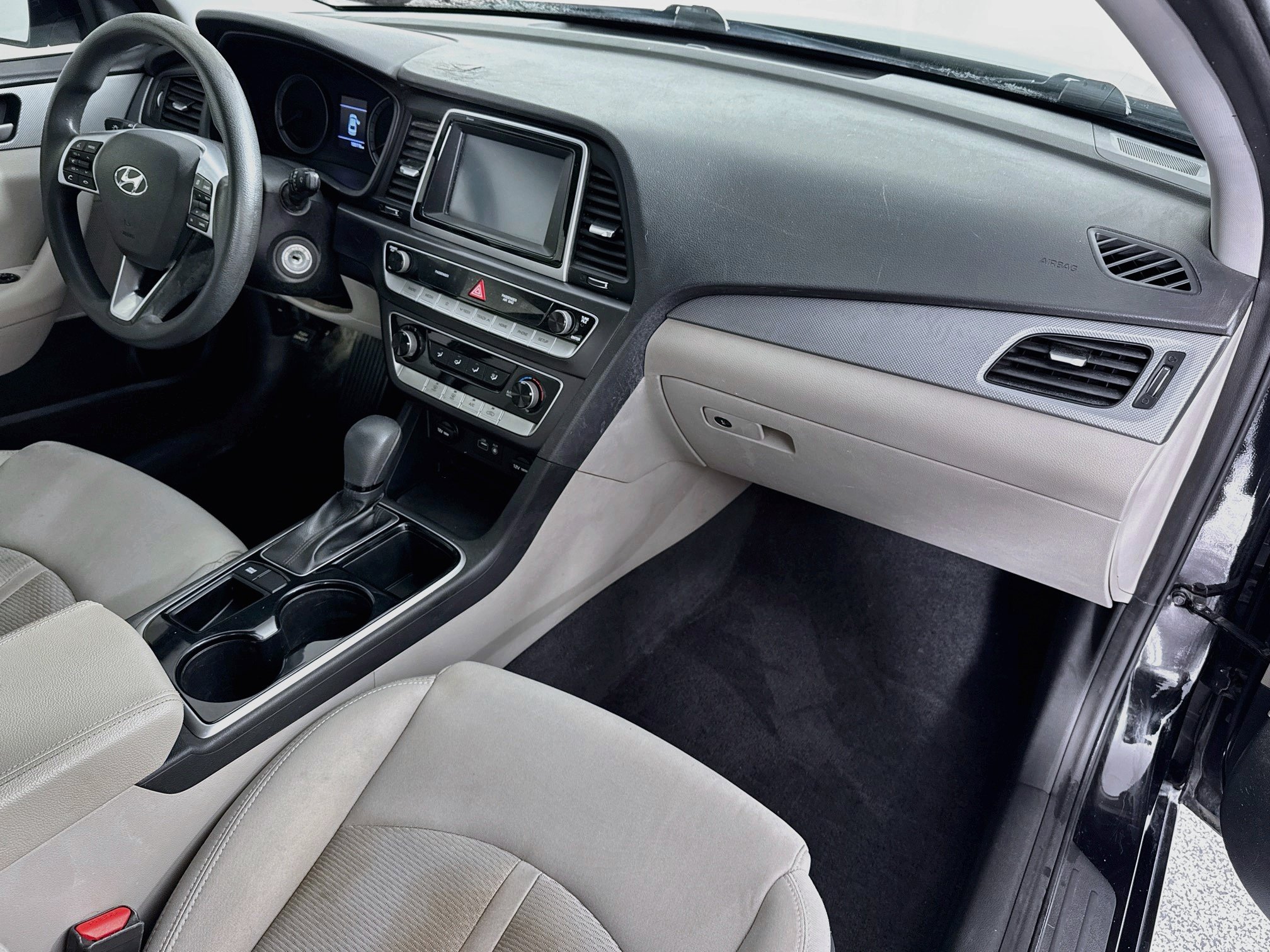Used 2018 Hyundai Sonata SE FWD image 26