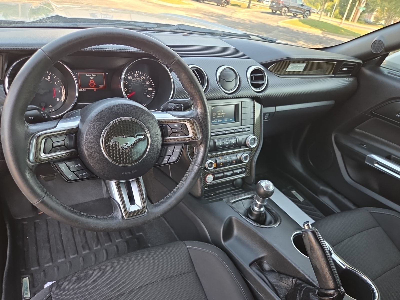 Used 2016 Ford Mustang Coupe RWD image 29