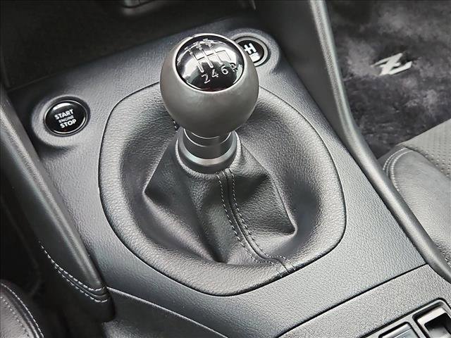 Used 2024 Nissan Z Performance w/ Floor Mat Package image 12