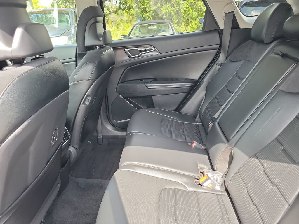 Certified 2026 Kia Sportage SX AWD/4WD image 25