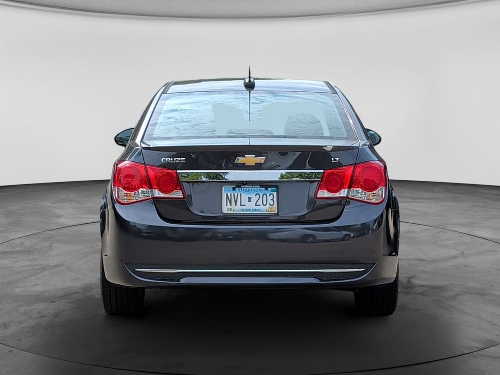 Used 2016 Chevrolet Cruze LT w/ Sun, Sound and Sport Package FWD image 6