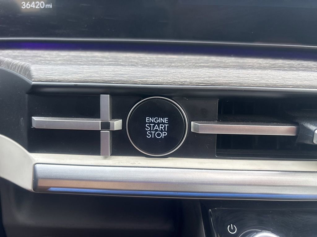 Used 2024 Hyundai Santa Fe Limited image 23