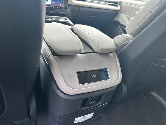 New 2026 Lincoln Navigator Reserve AWD/4WD image 22