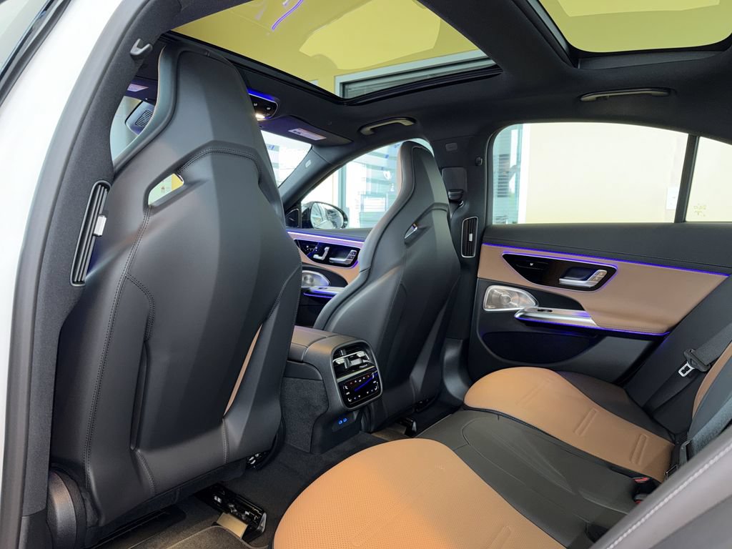 New 2026 Mercedes-Benz E 53 AMG e 4MATIC Sedan image 10