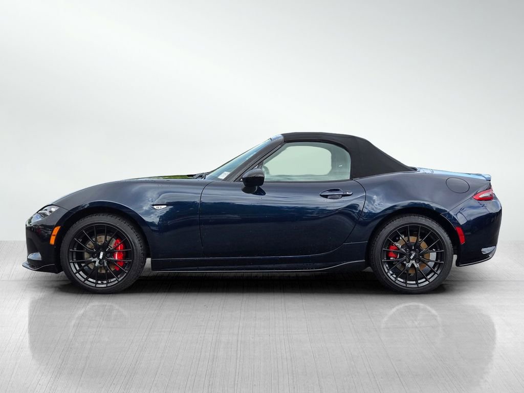 Certified 2025 MAZDA MX-5 Miata Club w/ Brembo/BBS Recaro Package RWD image 8