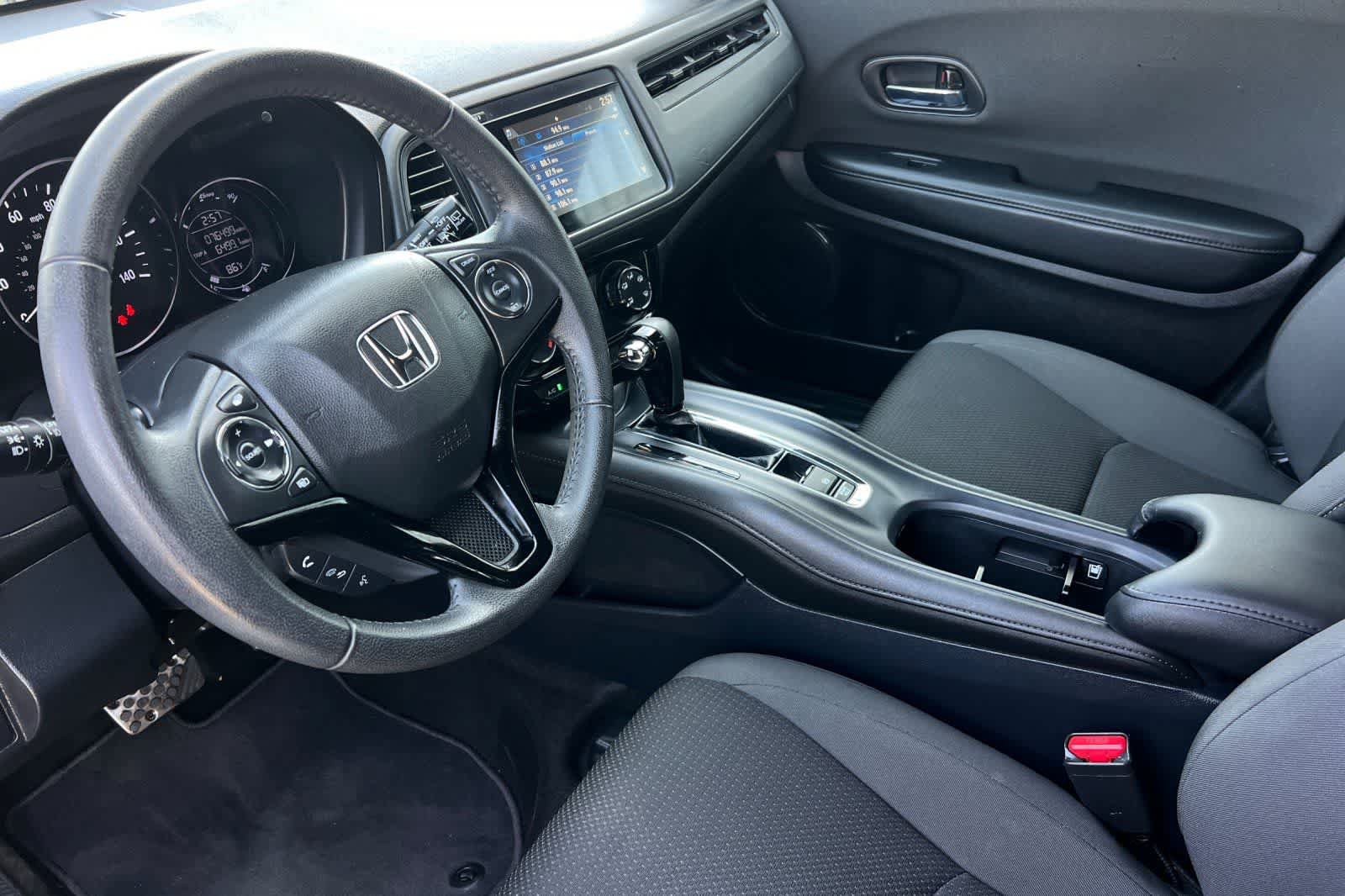Used 2022 Honda HR-V Sport image 12