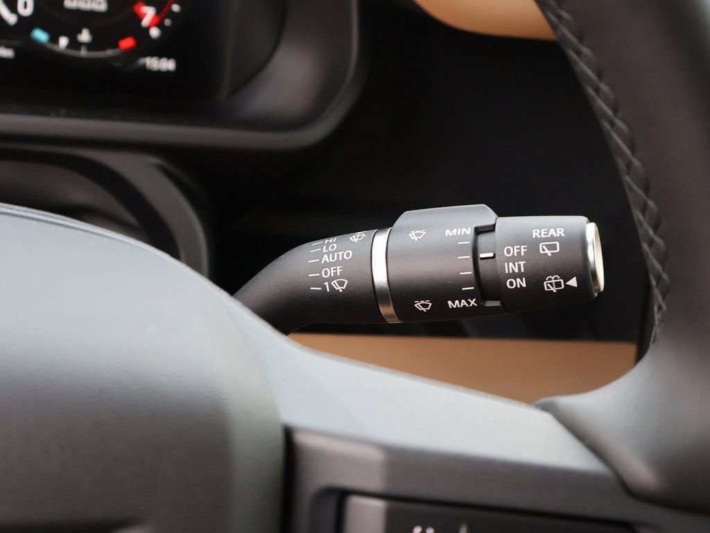 New 2026 Land Rover Defender 110 S image 33