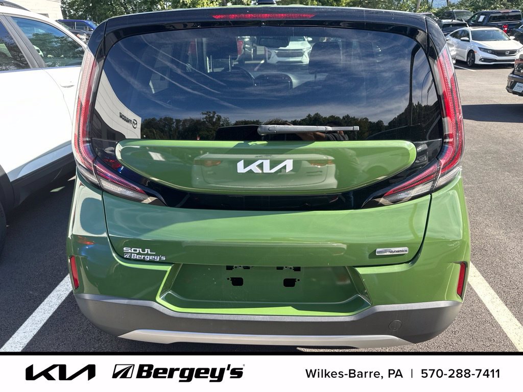 Certified 2023 Kia Soul EX FWD image 8