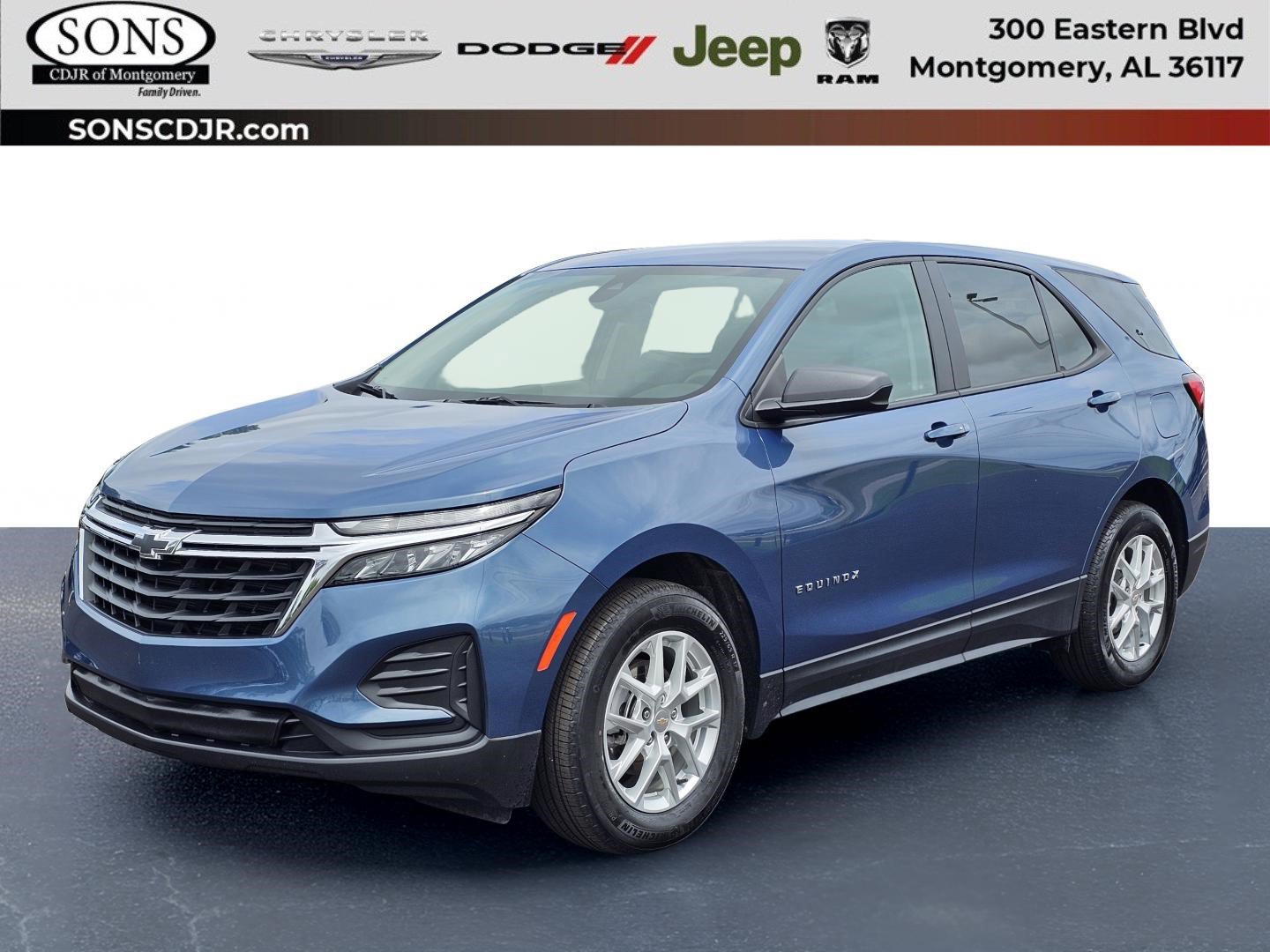Used 2024 Chevrolet Equinox LS w/ LS Convenience Package FWD image 1