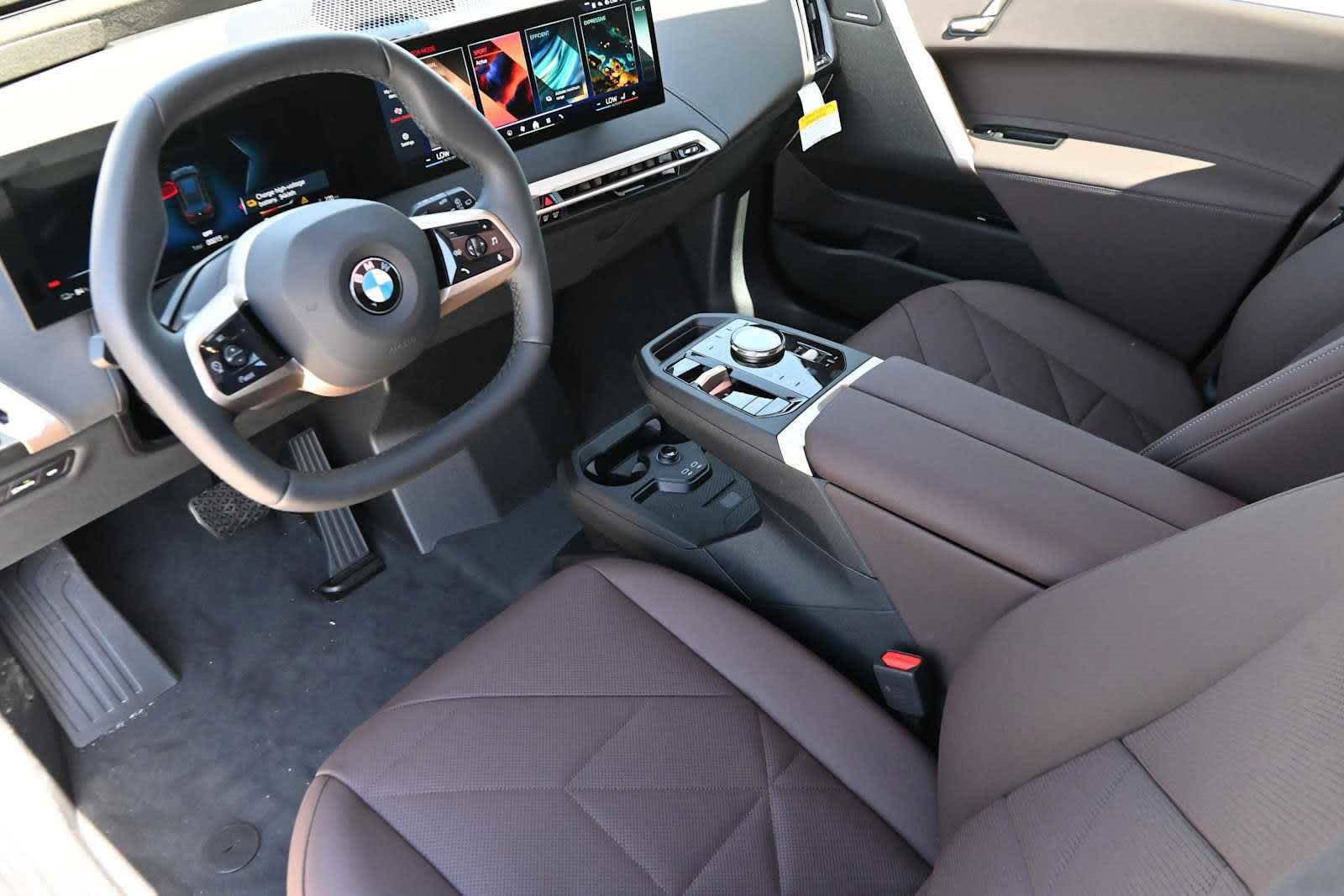 New 2026 BMW iX xDrive60 AWD/4WD image 7