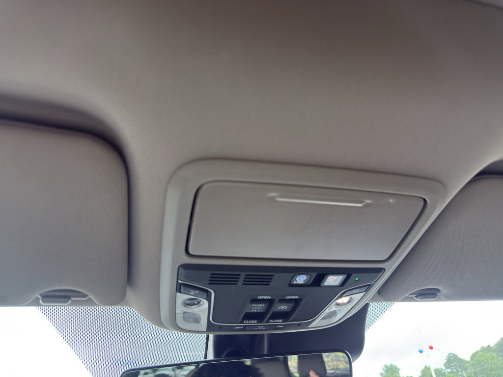 Used 2021 Honda Pilot Elite image 20