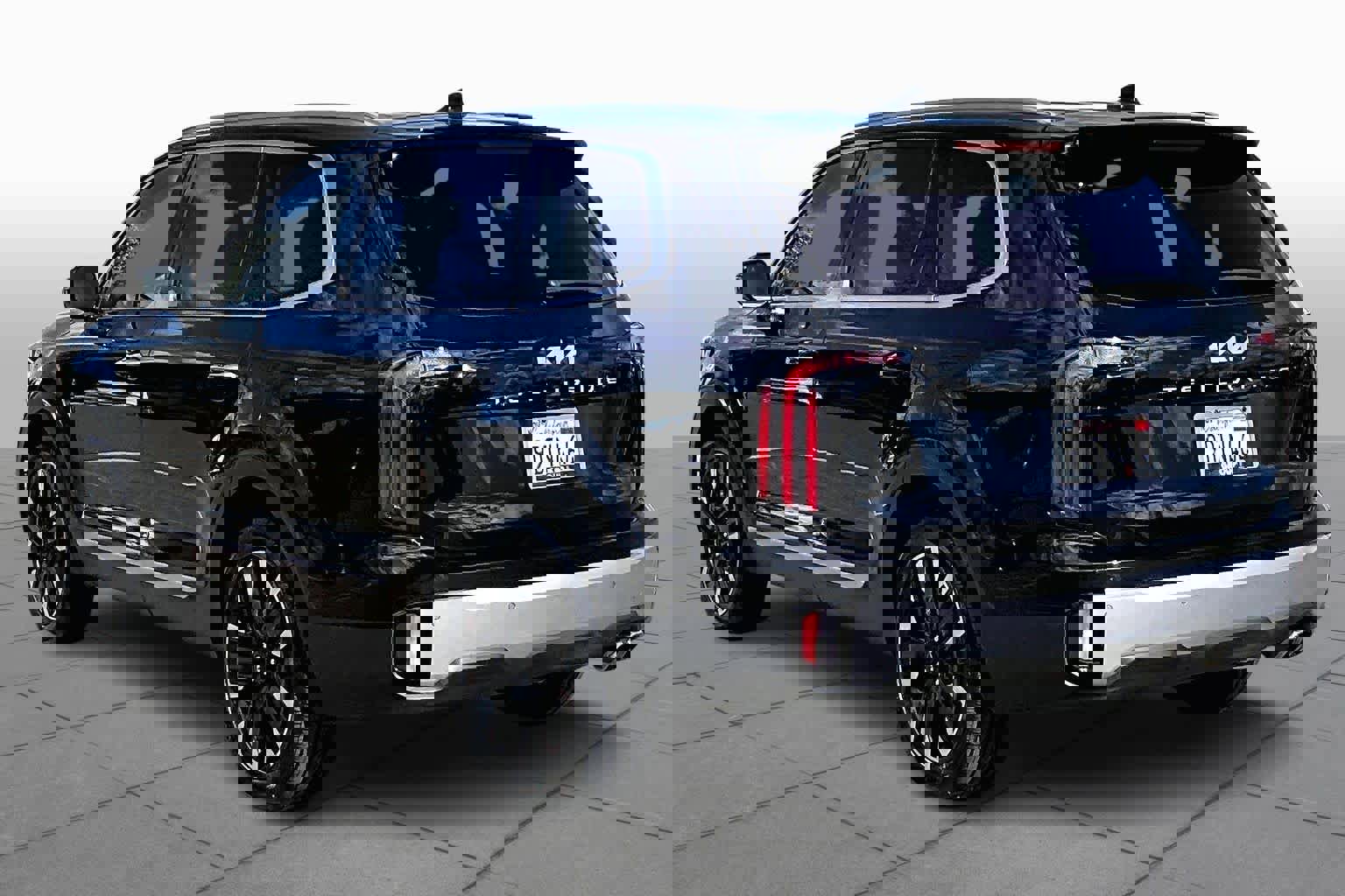 Used 2023 Kia Telluride SX image 11