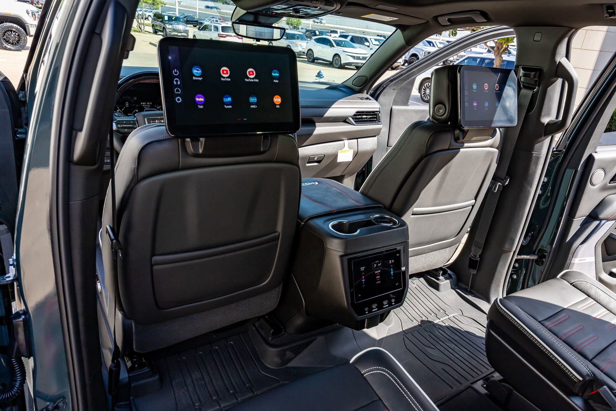Used 2026 GMC Yukon XL AT4 Ultimate w/ LPO, Illumination Package AWD/4WD image 34