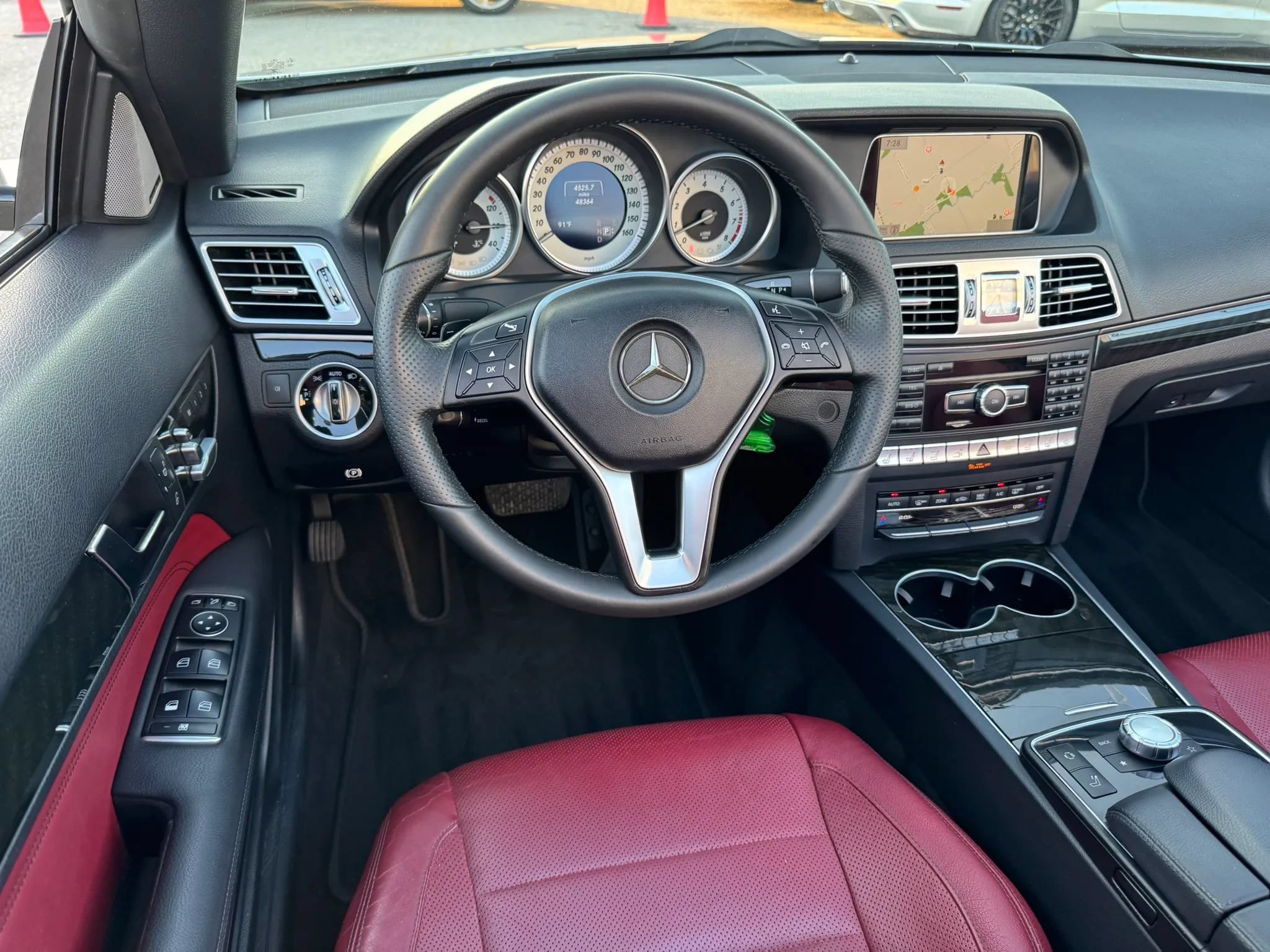 Used 2015 Mercedes-Benz E 400 Cabriolet image 26