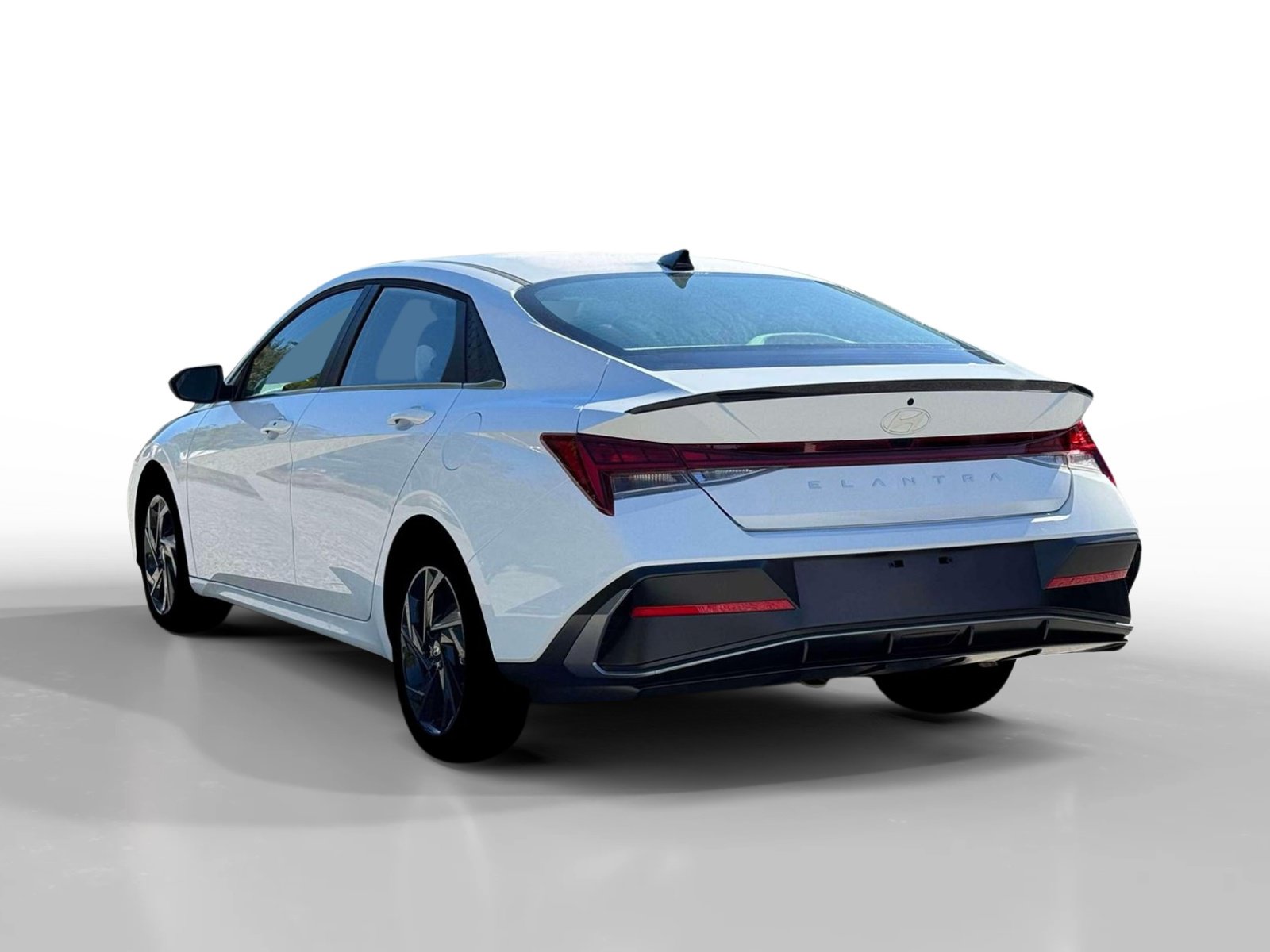 New 2026 Hyundai Elantra SEL Sport Premium FWD image 5