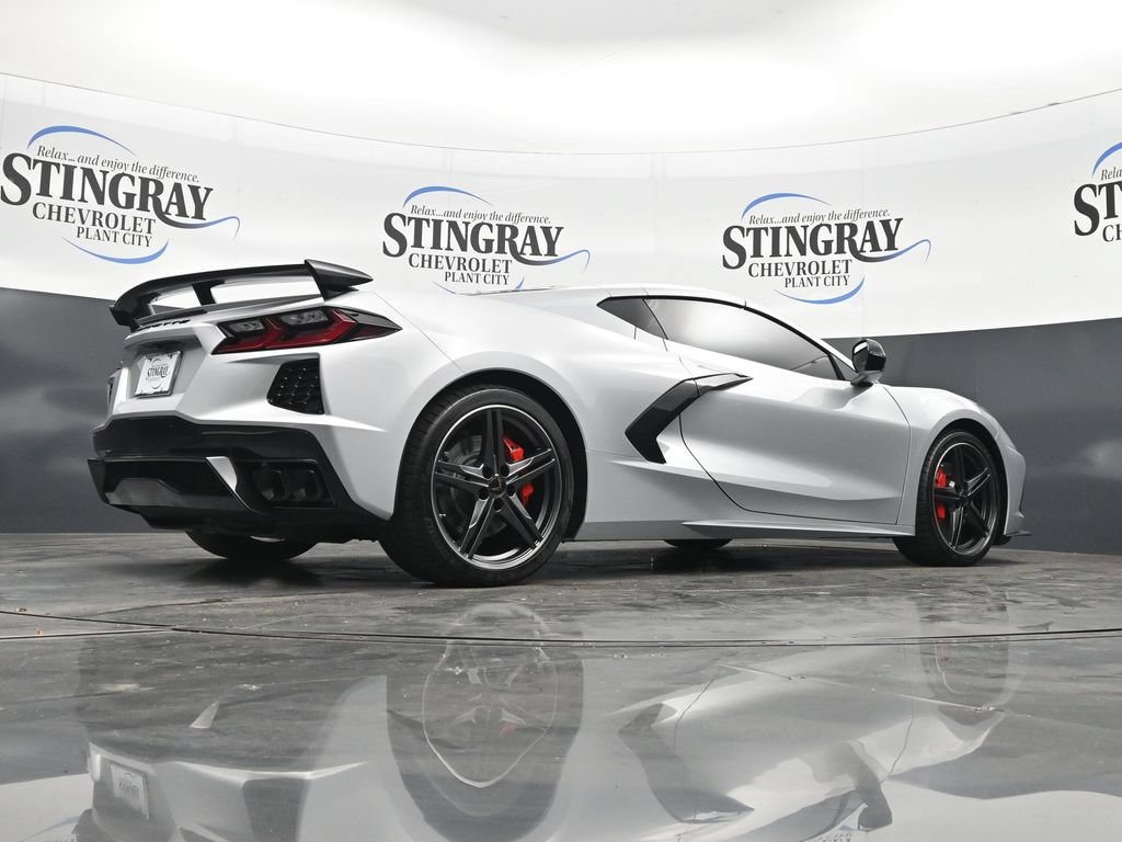 Used 2026 Chevrolet Corvette Stingray Preferred Cpe w/ Z51 Performance Package RWD image 32