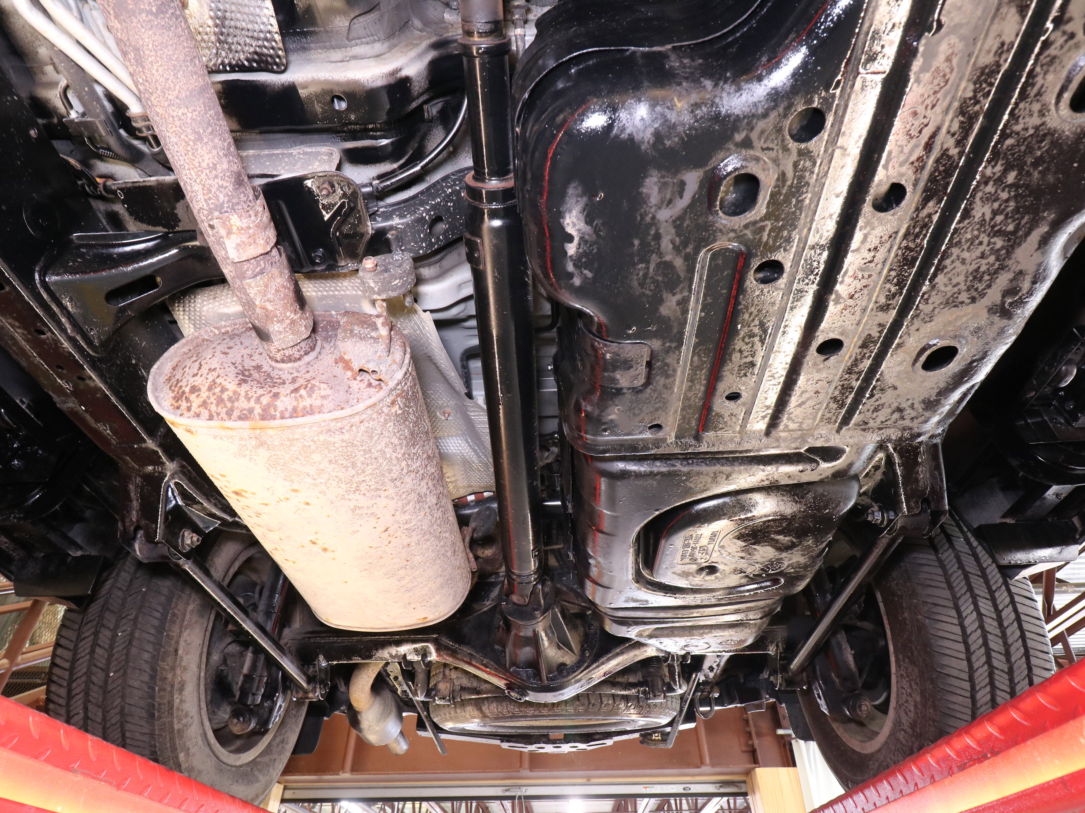 Used 2013 Lexus GX 460 image 37