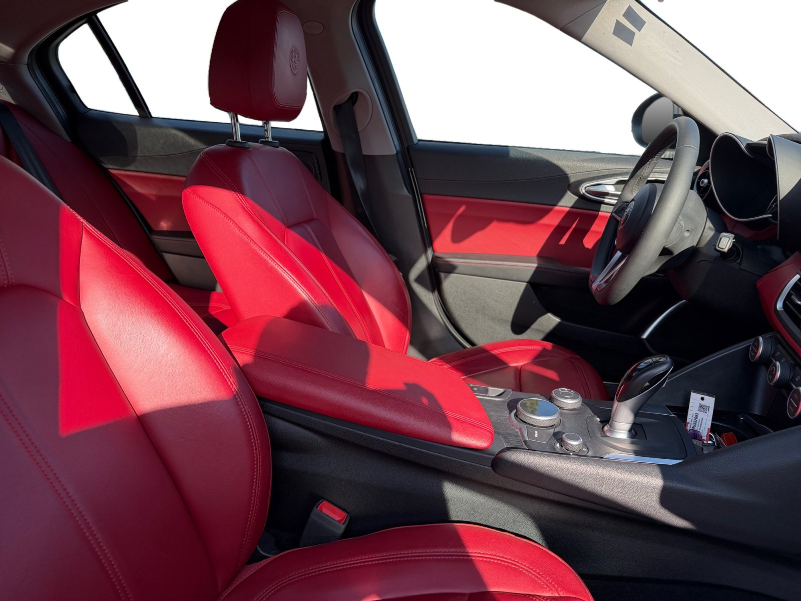 Used 2019 Alfa Romeo Giulia RWD image 15