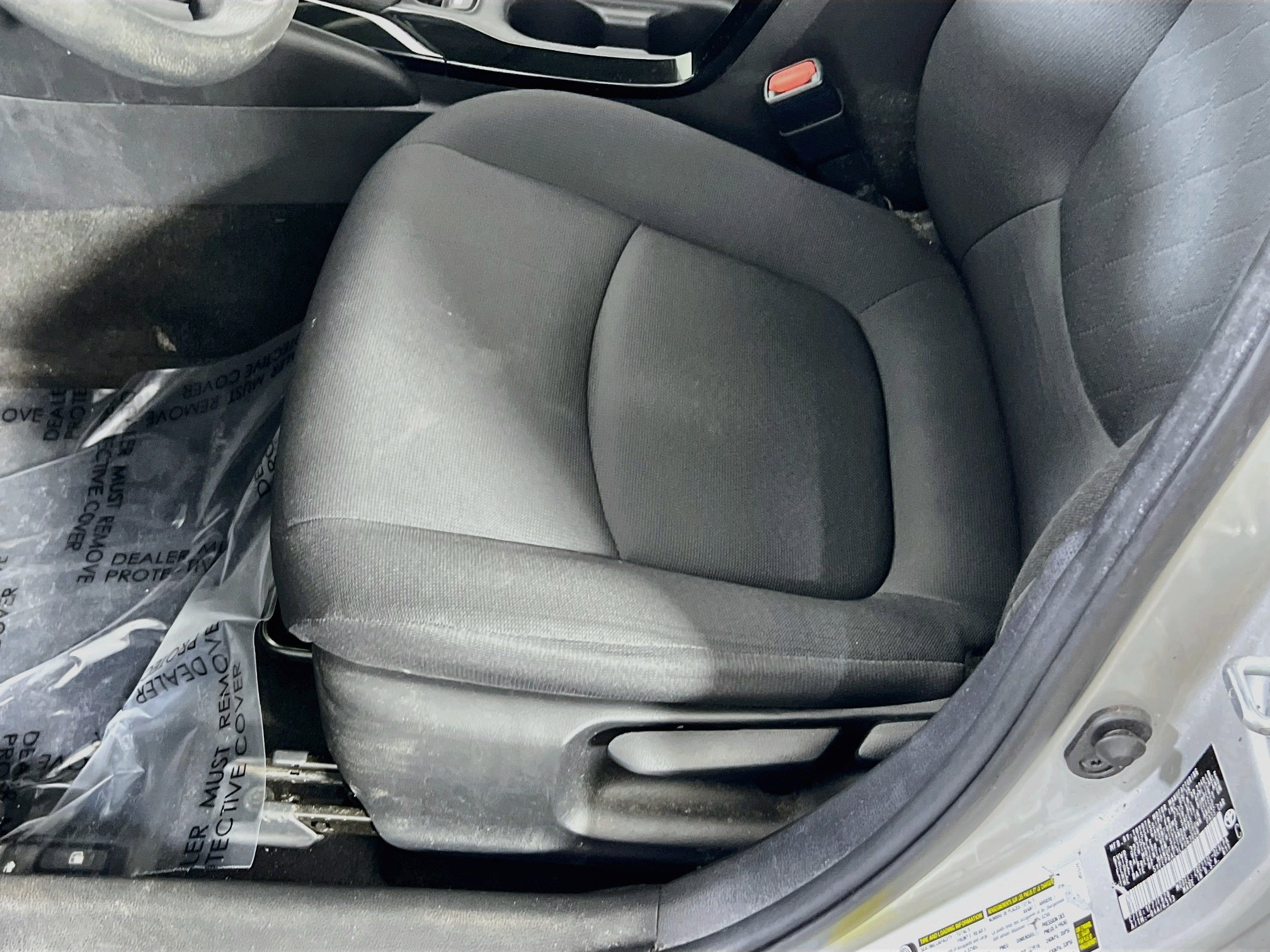 Used 2020 Toyota Corolla LE FWD image 18