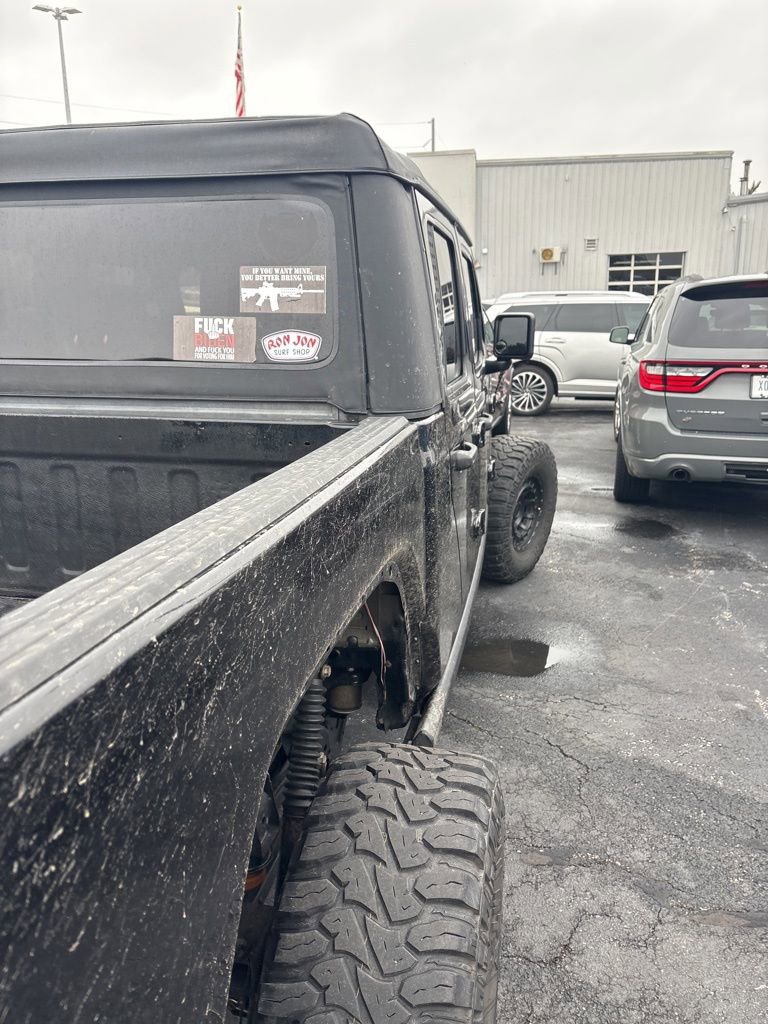 Certified 2021 Jeep Gladiator Sport image 11