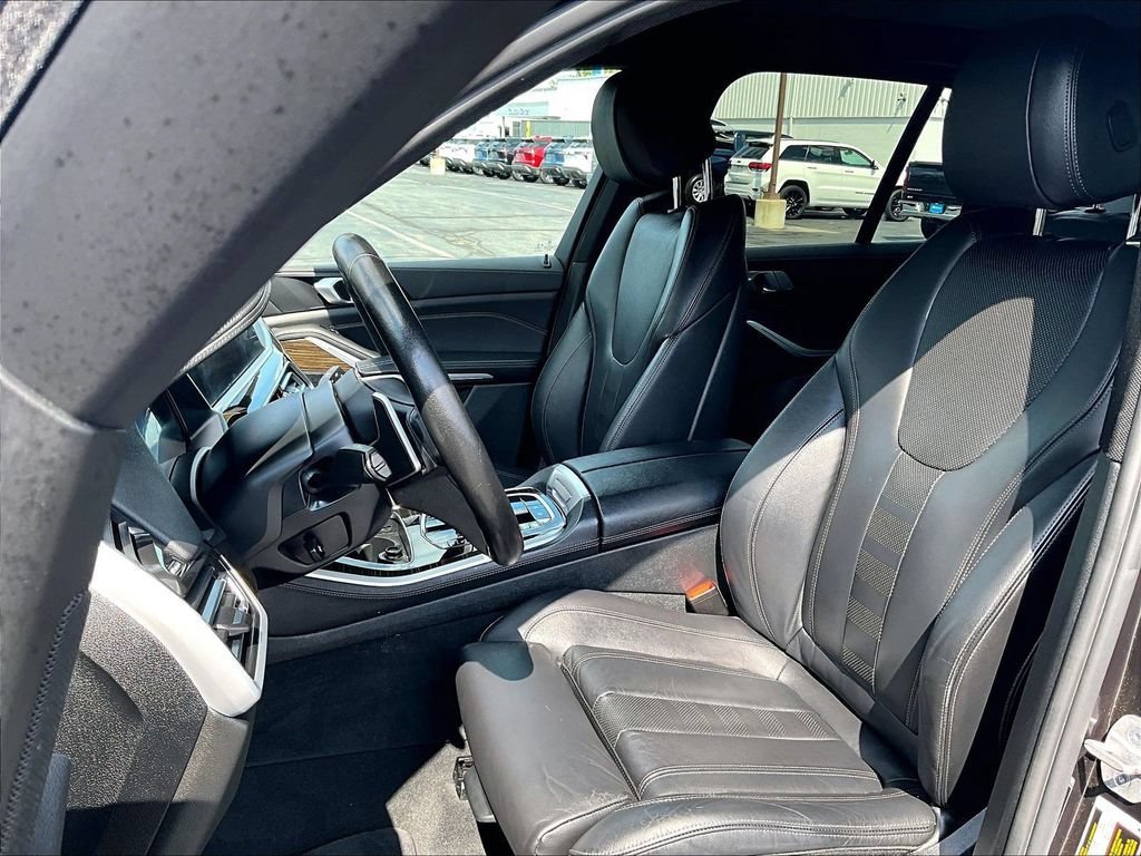 Used 2021 BMW X5 xDrive40i w/ Convenience Package AWD/4WD image 10