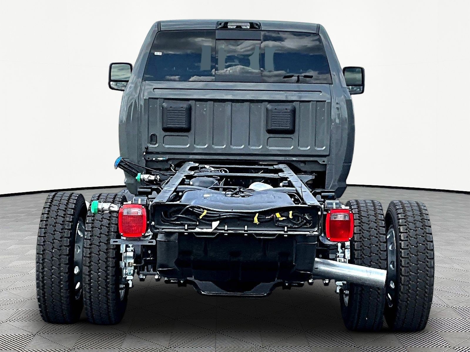 New 2027 RAM 5500 4x4 Crew Cab w/ Laramie Trim Package image 5