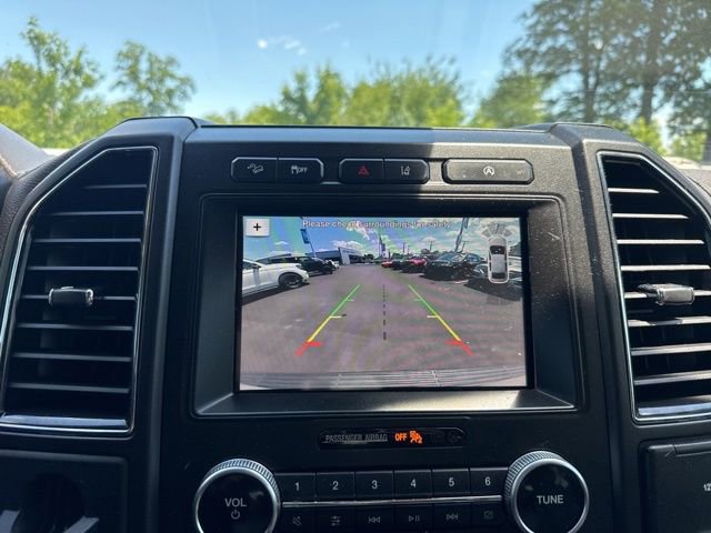 Used 2018 Ford Expedition Limited w/ Equipment Group 301A AWD/4WD image 18