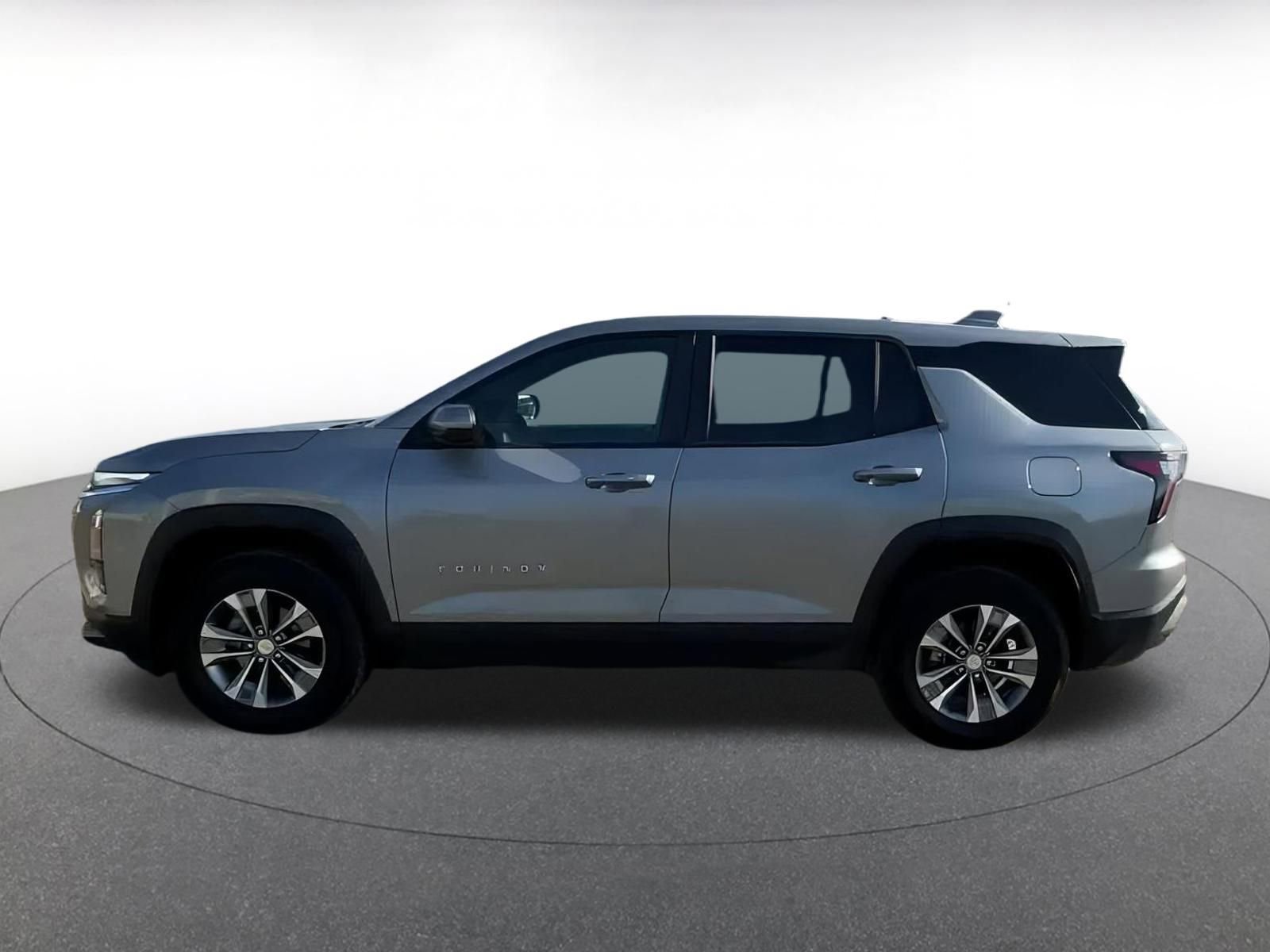 Used 2025 Chevrolet Equinox LT image 8