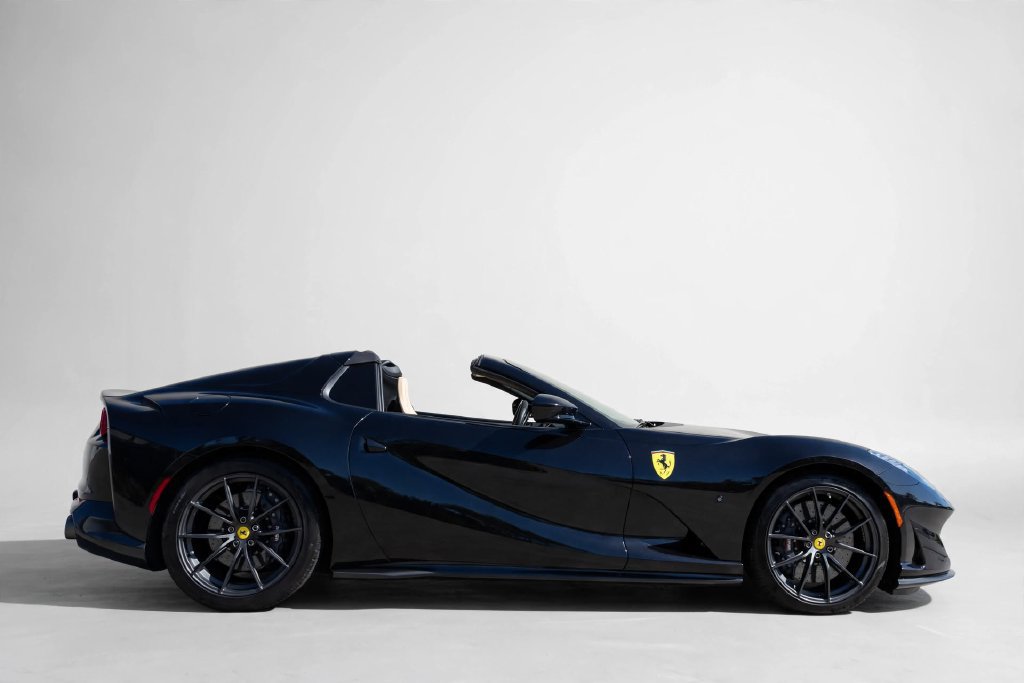 Certified 2021 Ferrari 812 GTS RWD image 3