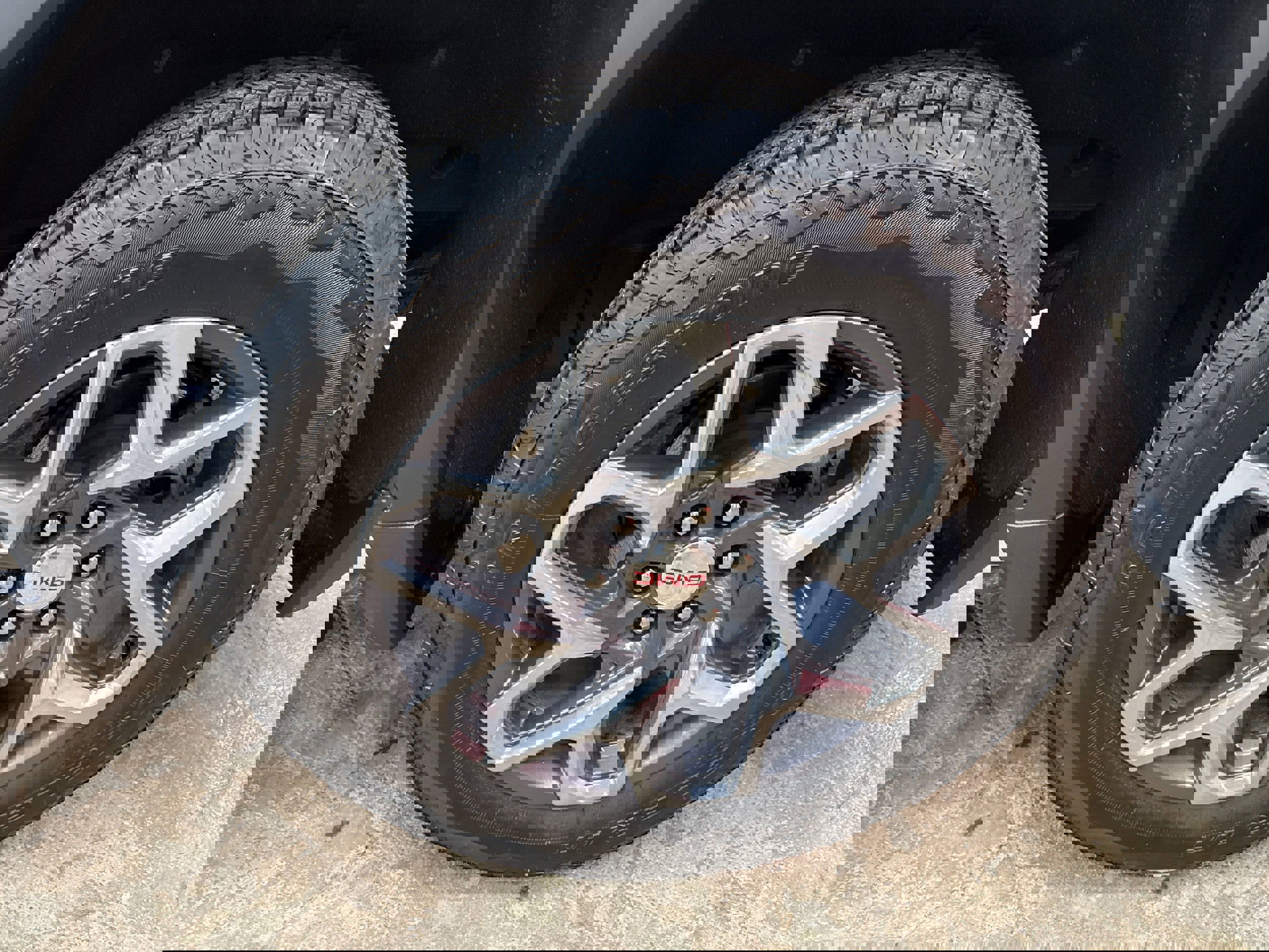 Used 2023 GMC Sierra 1500 SLT w/ SLT Premium Package image 9