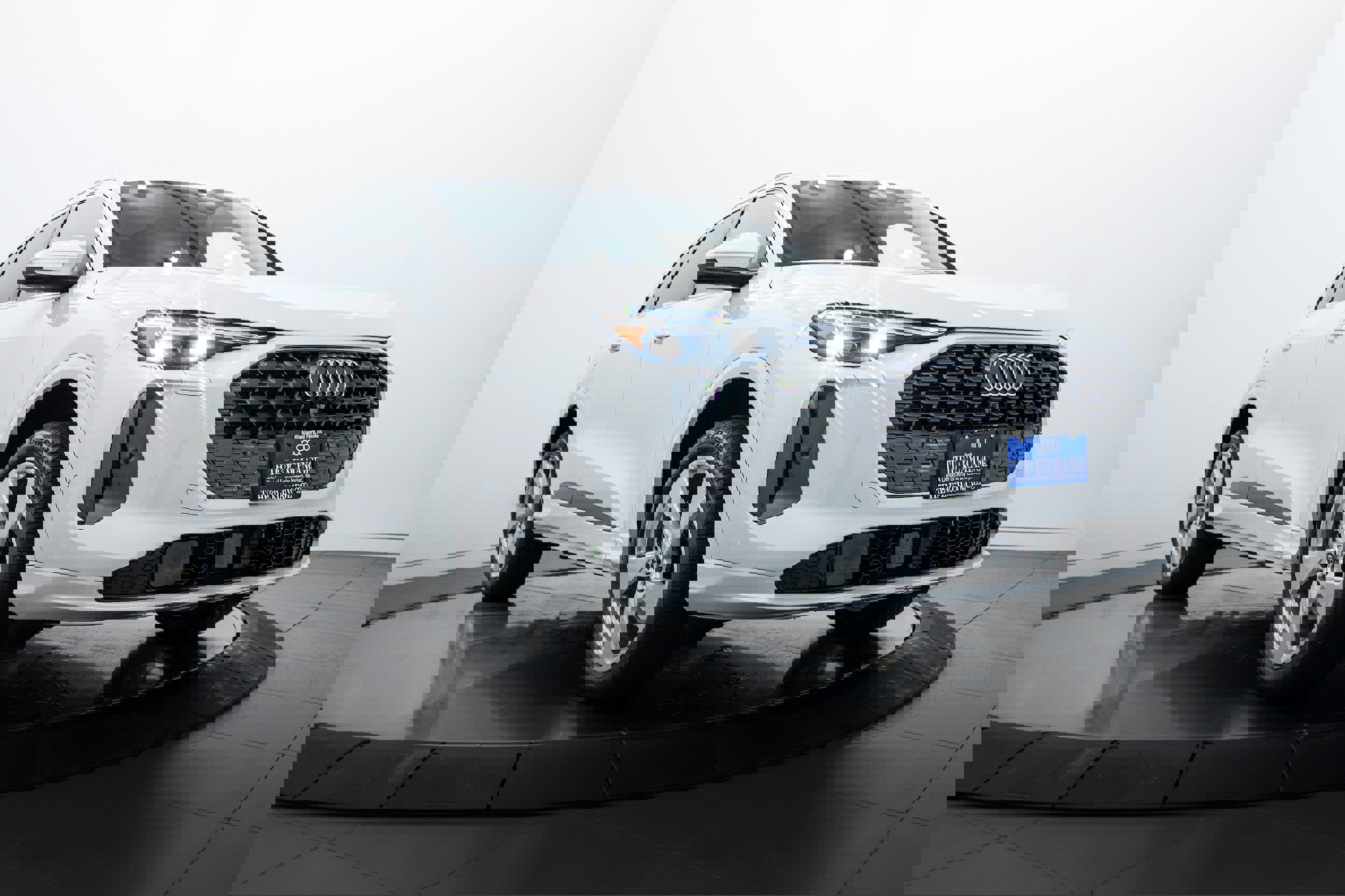 New 2025 Audi Q5 Premium Plus