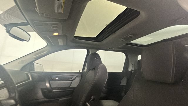 Used 2015 GMC Acadia SLE FWD image 11