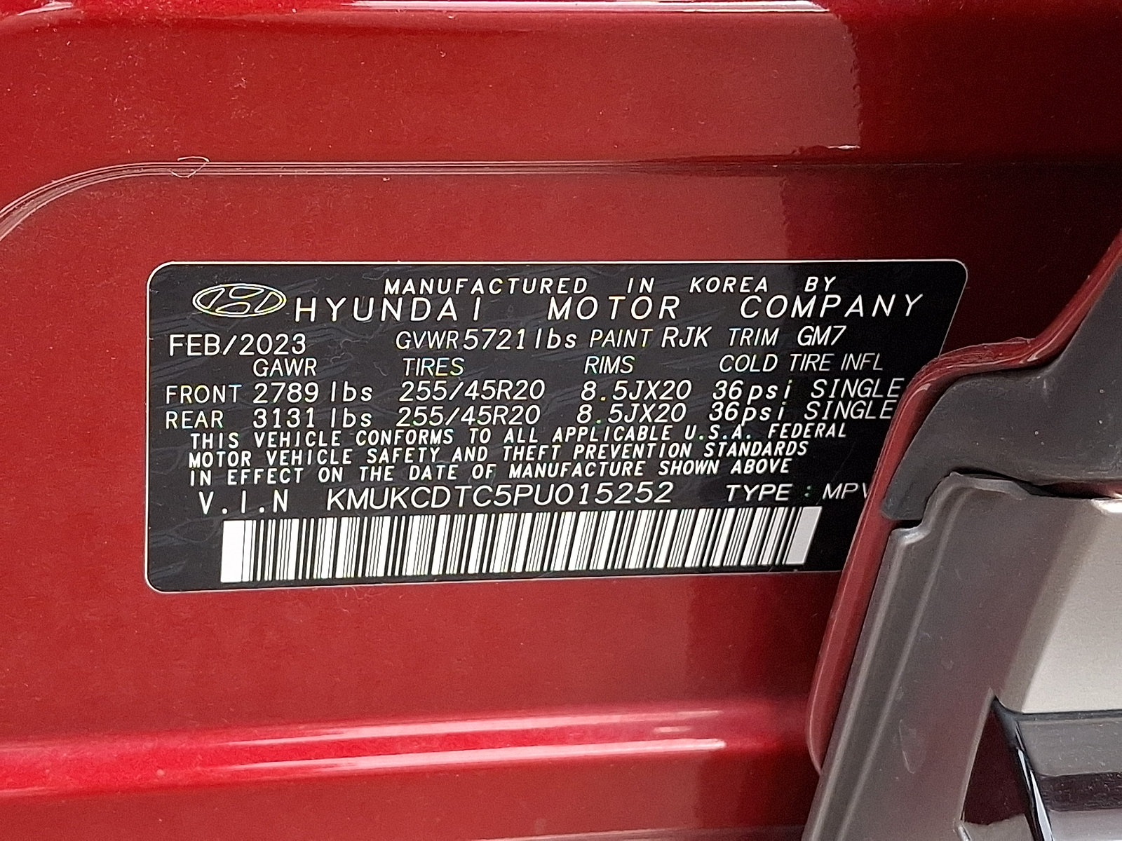 Certified 2023 Genesis GV60 Advanced AWD/4WD image 28