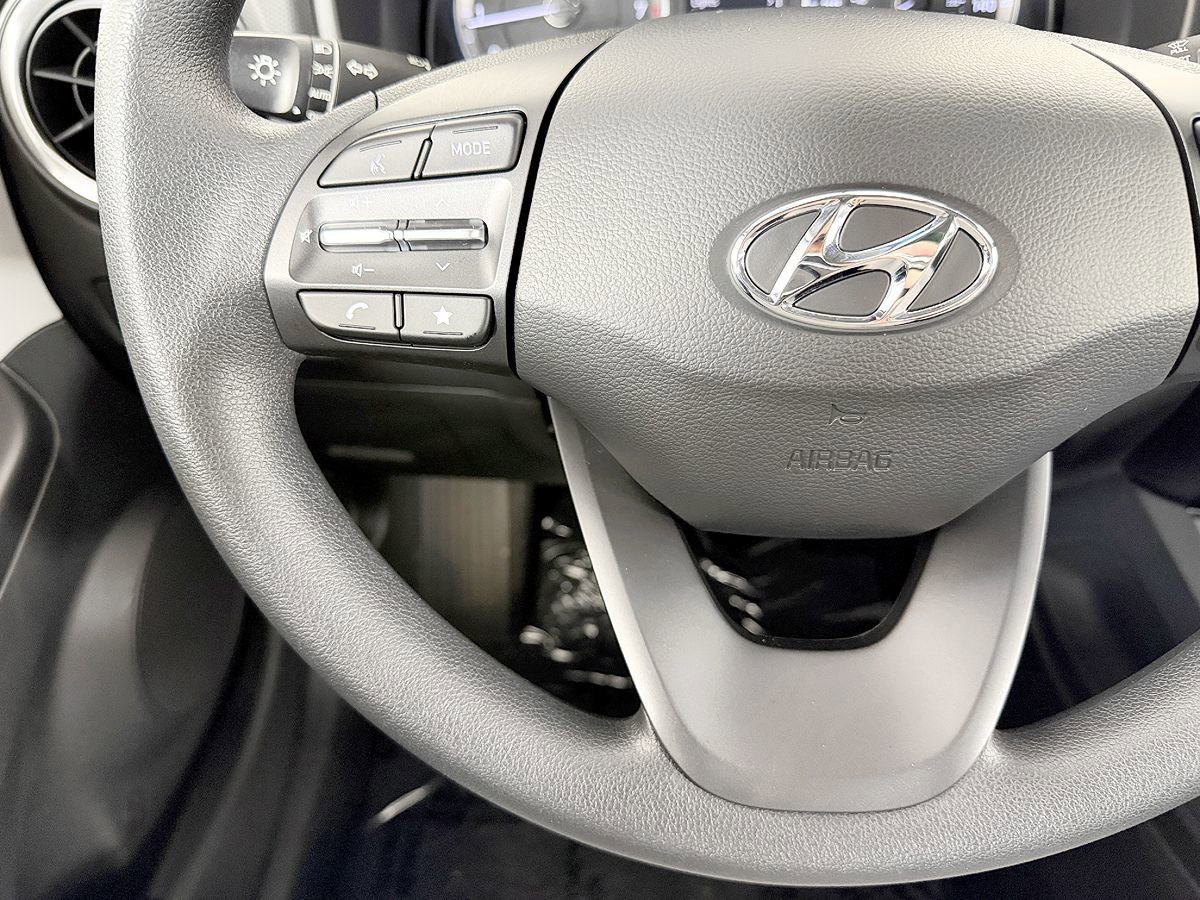 Used 2022 Hyundai Kona SEL AWD/4WD image 48