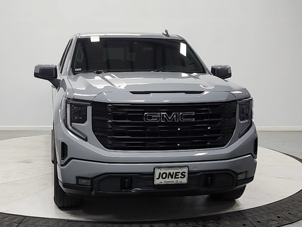Used 2024 GMC Sierra 1500 Elevation w/ Preferred Package AWD/4WD image 2