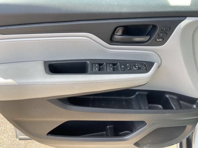 Used 2018 Honda Odyssey EX-L image 12