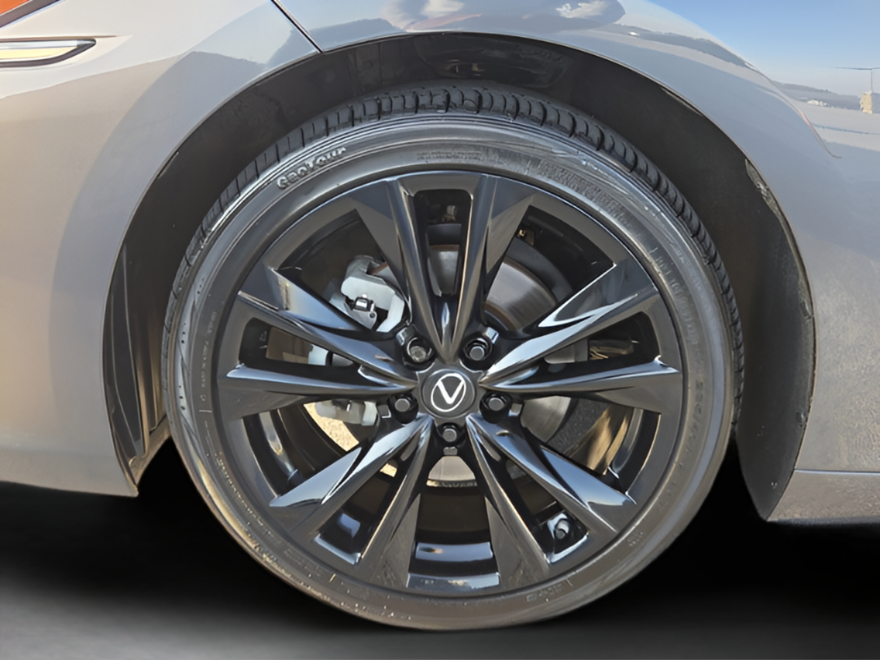 Certified 2022 Lexus ES 350 F Sport w/ Accessory Package 2 FWD image 36
