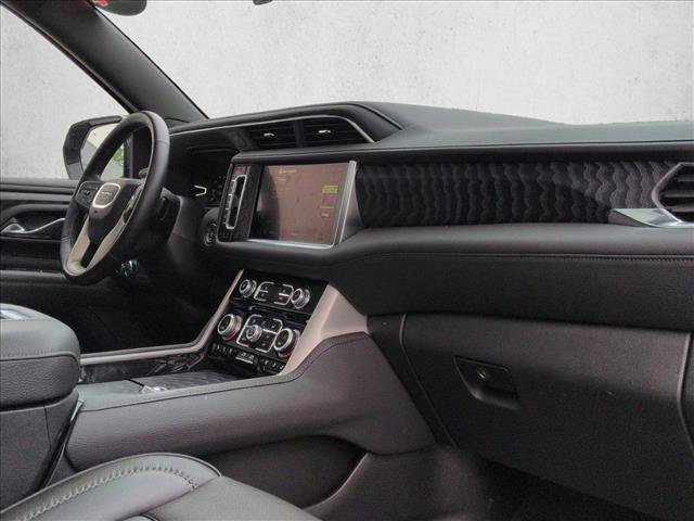 Used 2024 GMC Yukon XL Denali AWD/4WD image 25