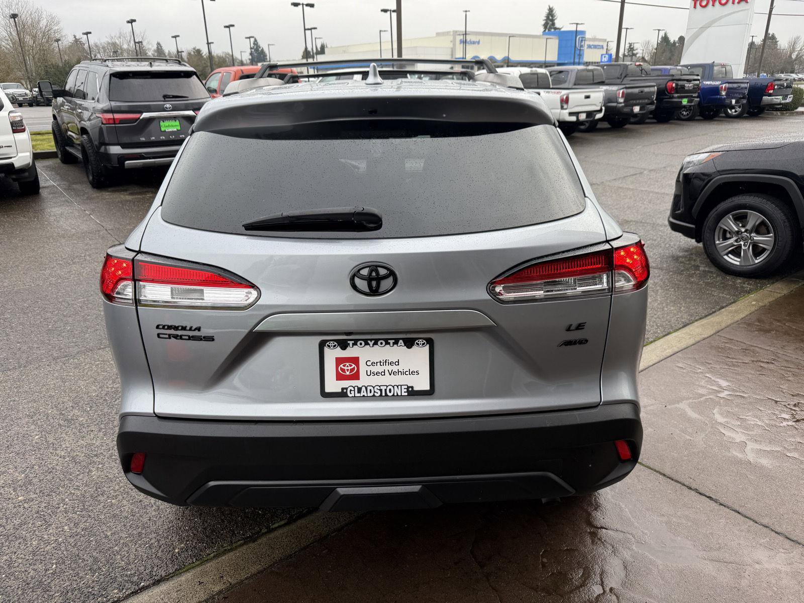 Certified 2022 Toyota Corolla Cross LE w/ Moonroof Package image 5