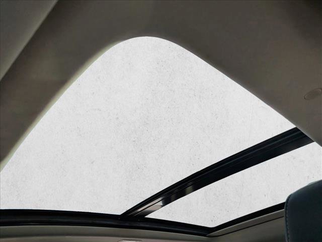 Certified 2022 Acura MDX w/Technology Package image 16