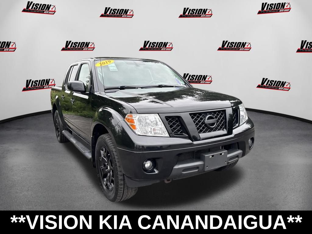 Used 2019 Nissan Frontier SV w/ Value Truck Package AWD/4WD image 3