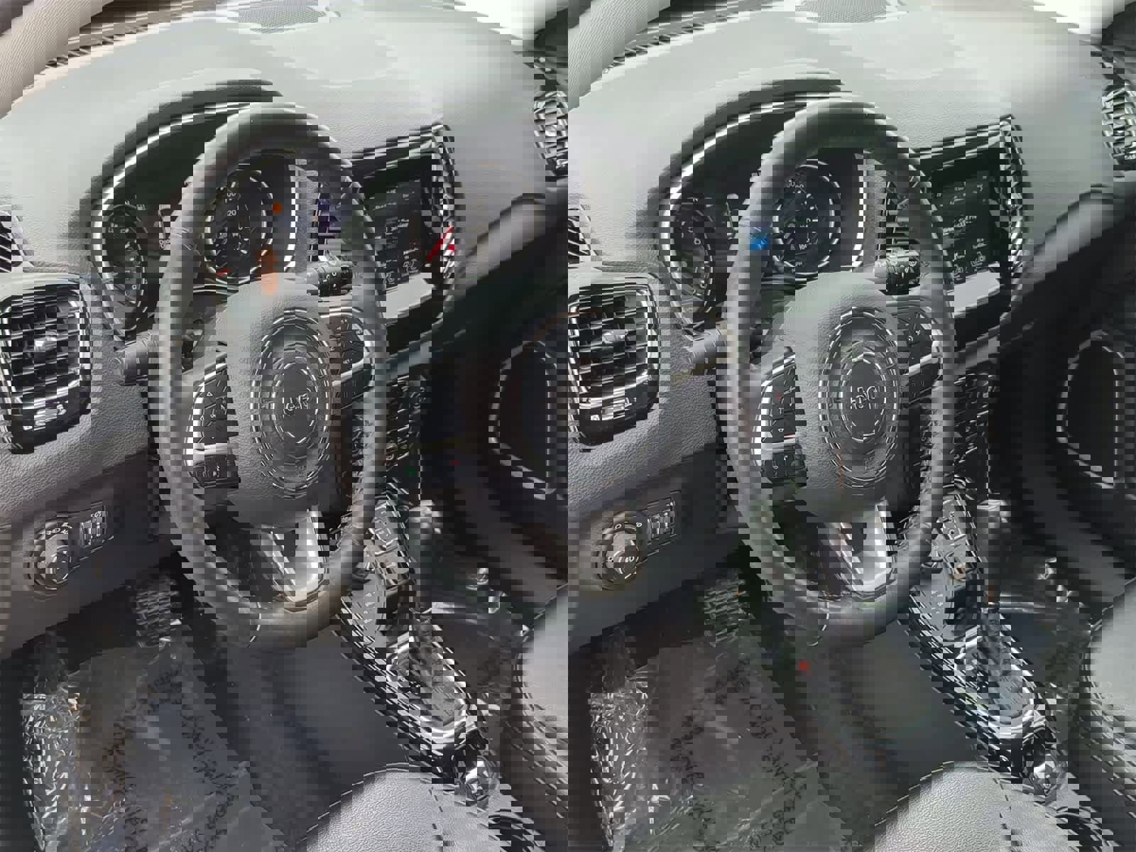 Certified 2018 Jeep Compass Latitude w/ Popular Equipment Group image 10